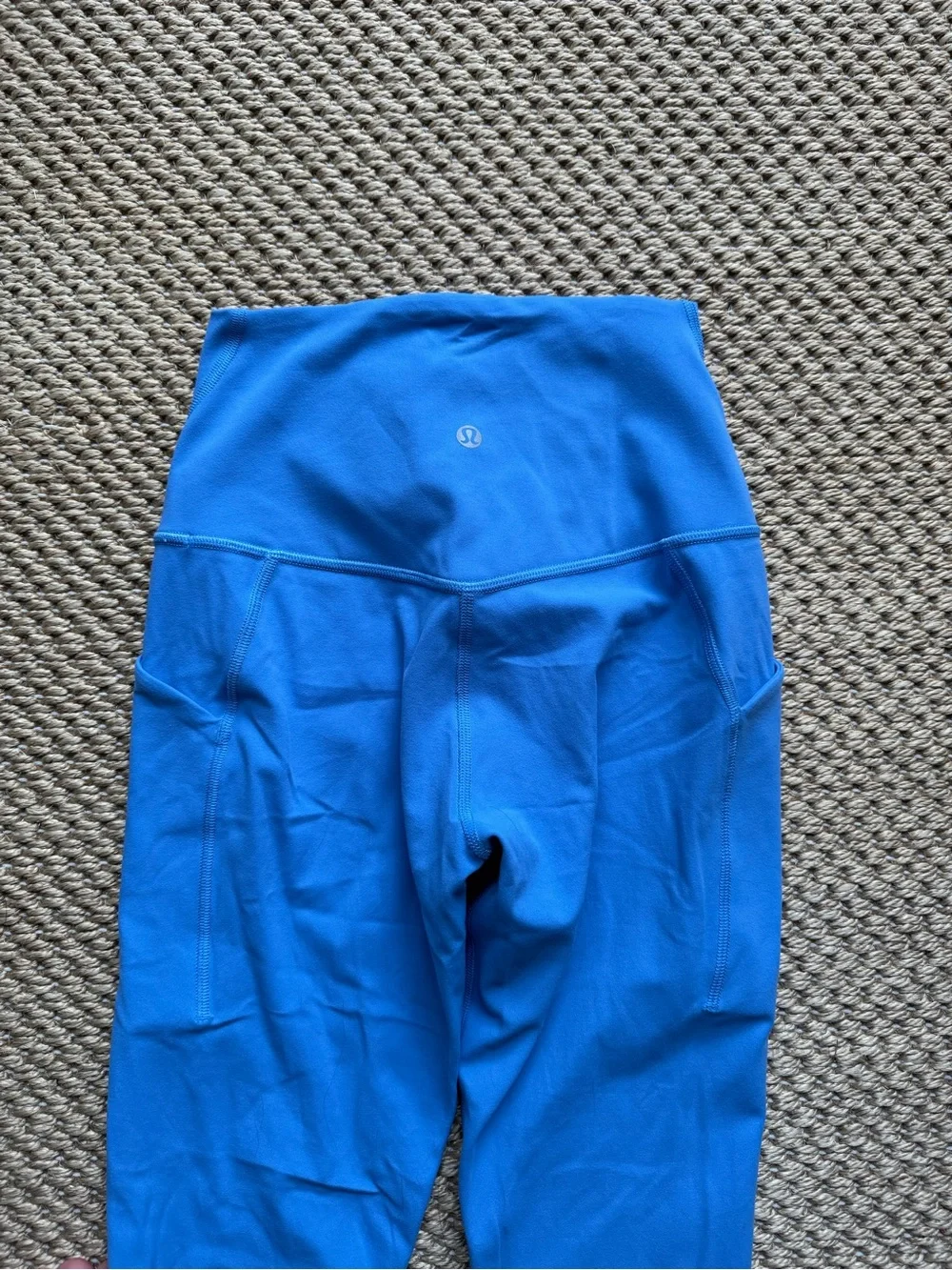 Lululemon | align cropped legging with pockets | size 4